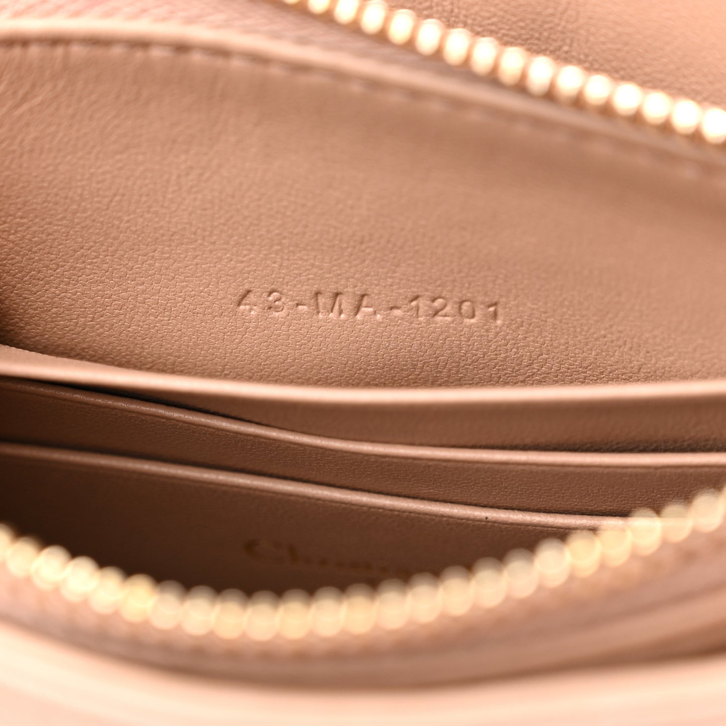 Calfskin Cannage Caro Zipped Pouch With Chain Fard