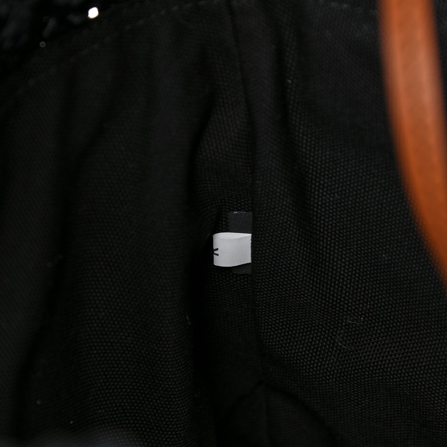 Raffia City Calf Bucket Bag Black Cognac