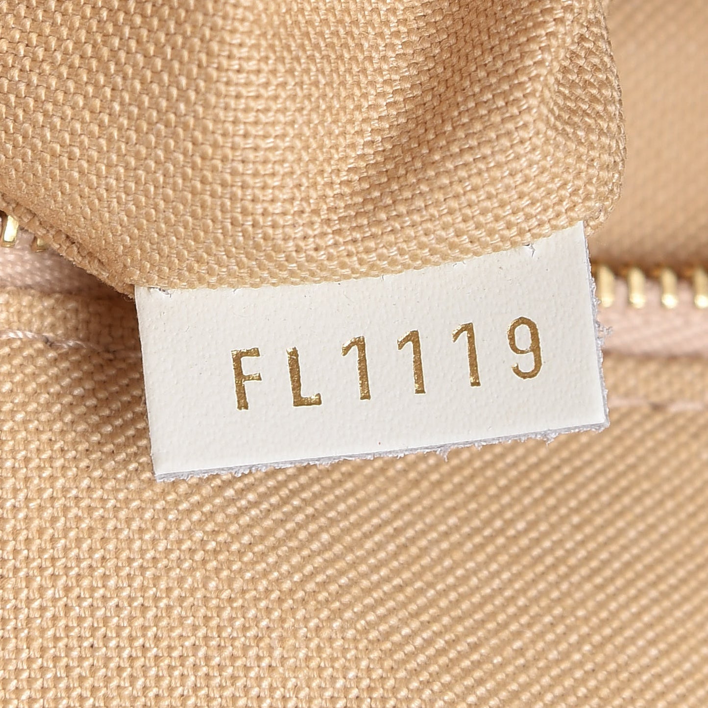 Monogram Giant Onthego GM Kaki Beige