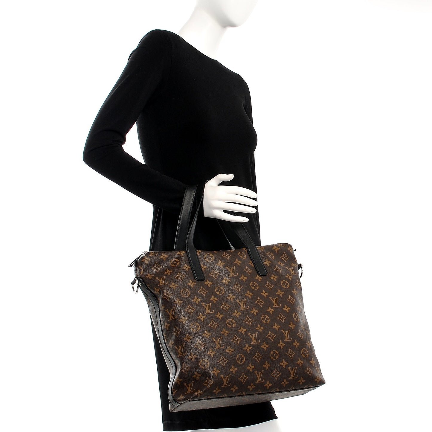 Monogram Macassar Kitan