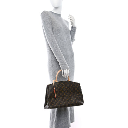 Louis Vuitton Monogram Grand Palais 2 of 8