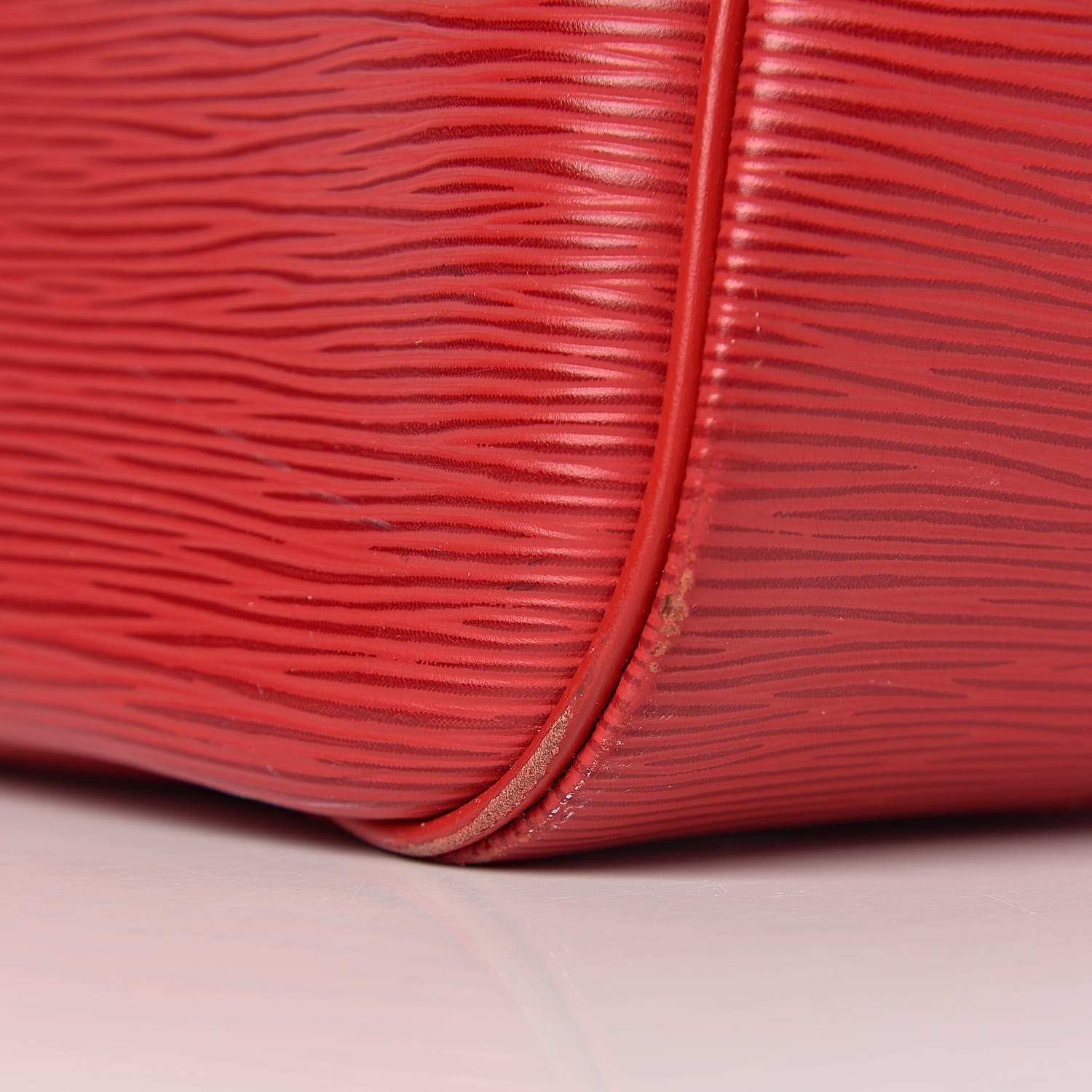 Louis Vuitton Epi Passy PM Red 12 of 24
