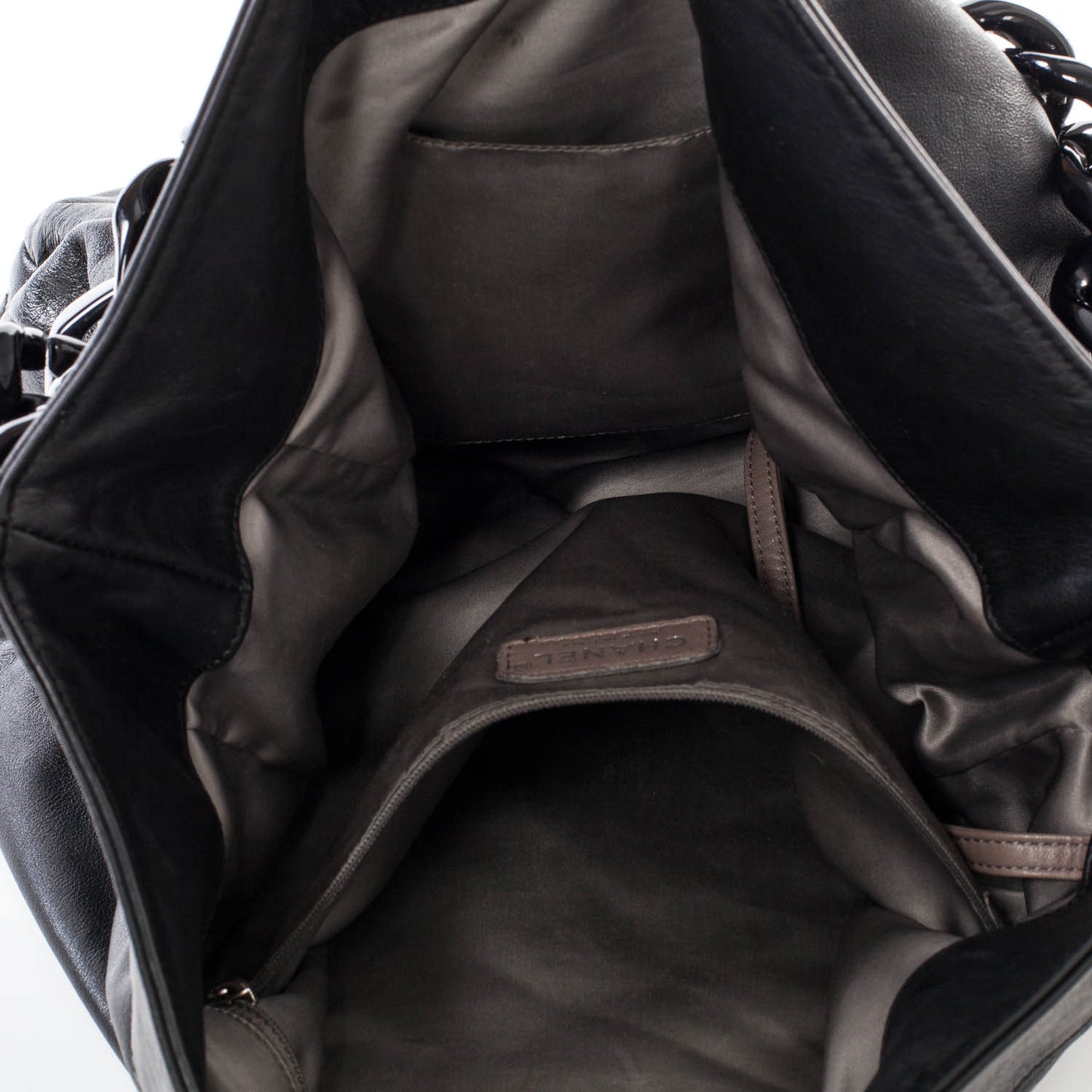 Leather Modern Chain Shoulder Bag Black