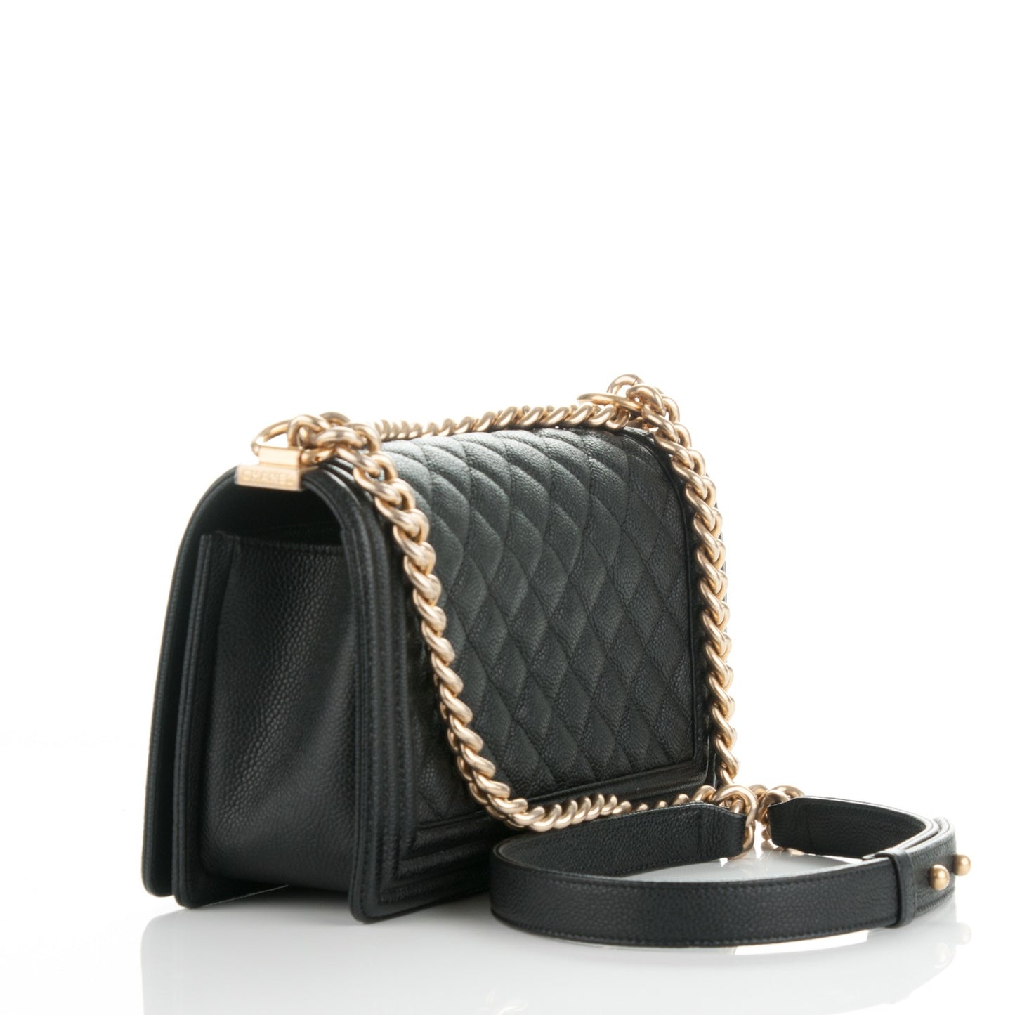 Caviar Quilted Medium Boy Flap Black