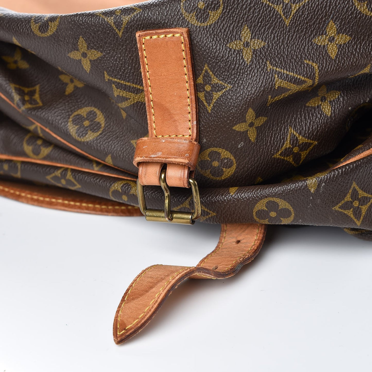 Monogram Saumur 43
