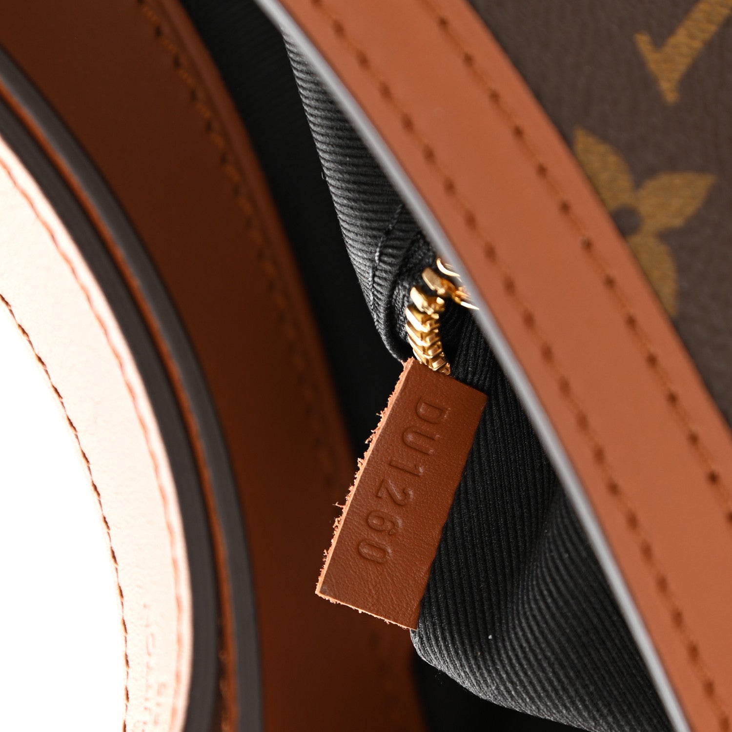 Louis Vuitton Reverse Monogram Dauphine Hobo MM 8 of 9