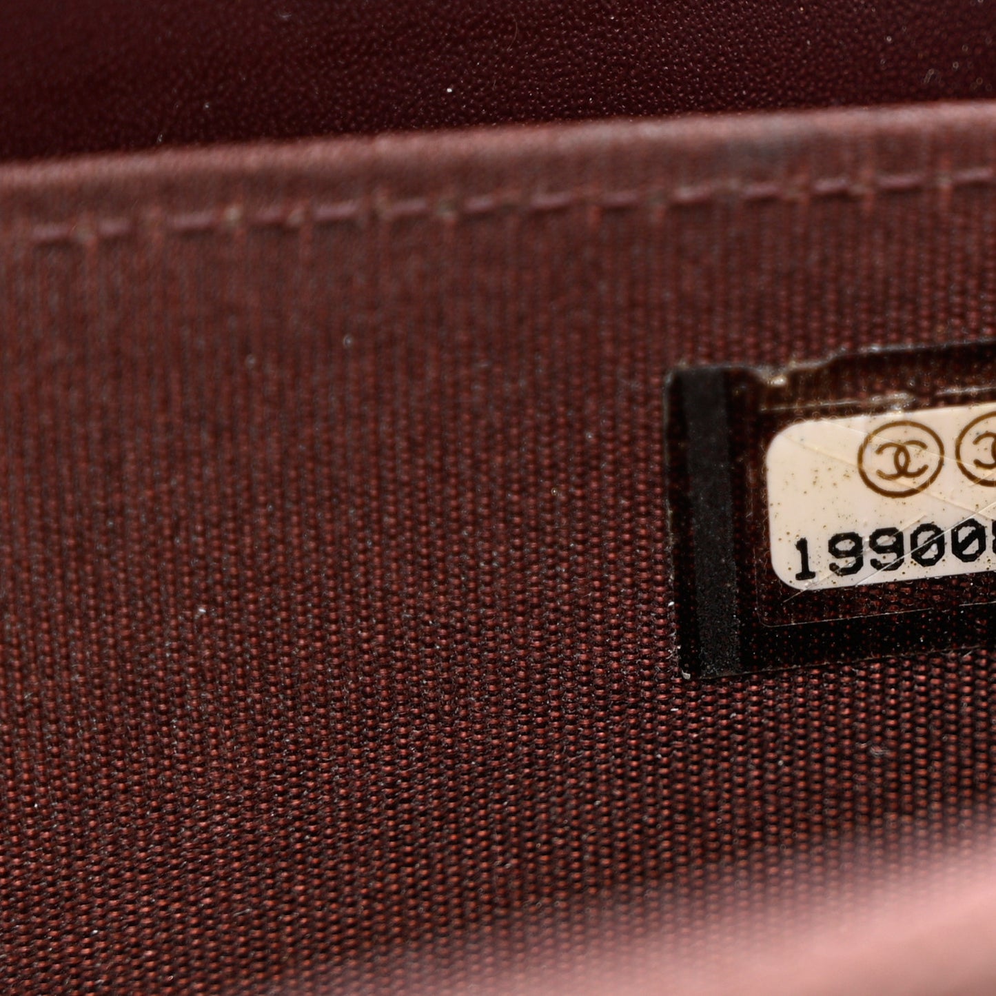 Caviar Small Timeless Zip Around Wallet Burgundy