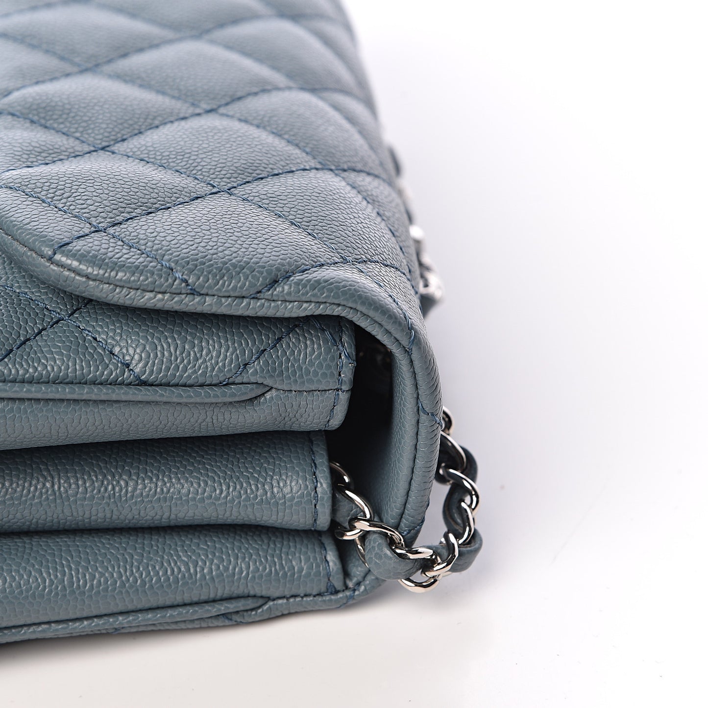 Caviar Quilted Medium Urban Companion Flap Blue