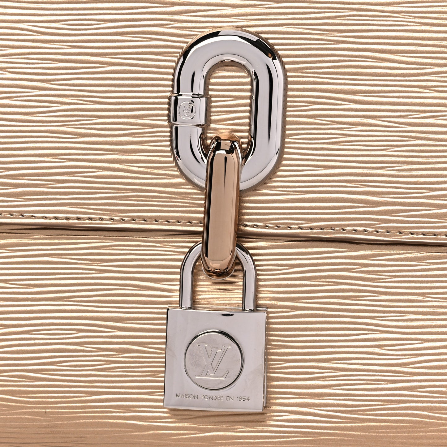 Epi Blade Clutch Gold