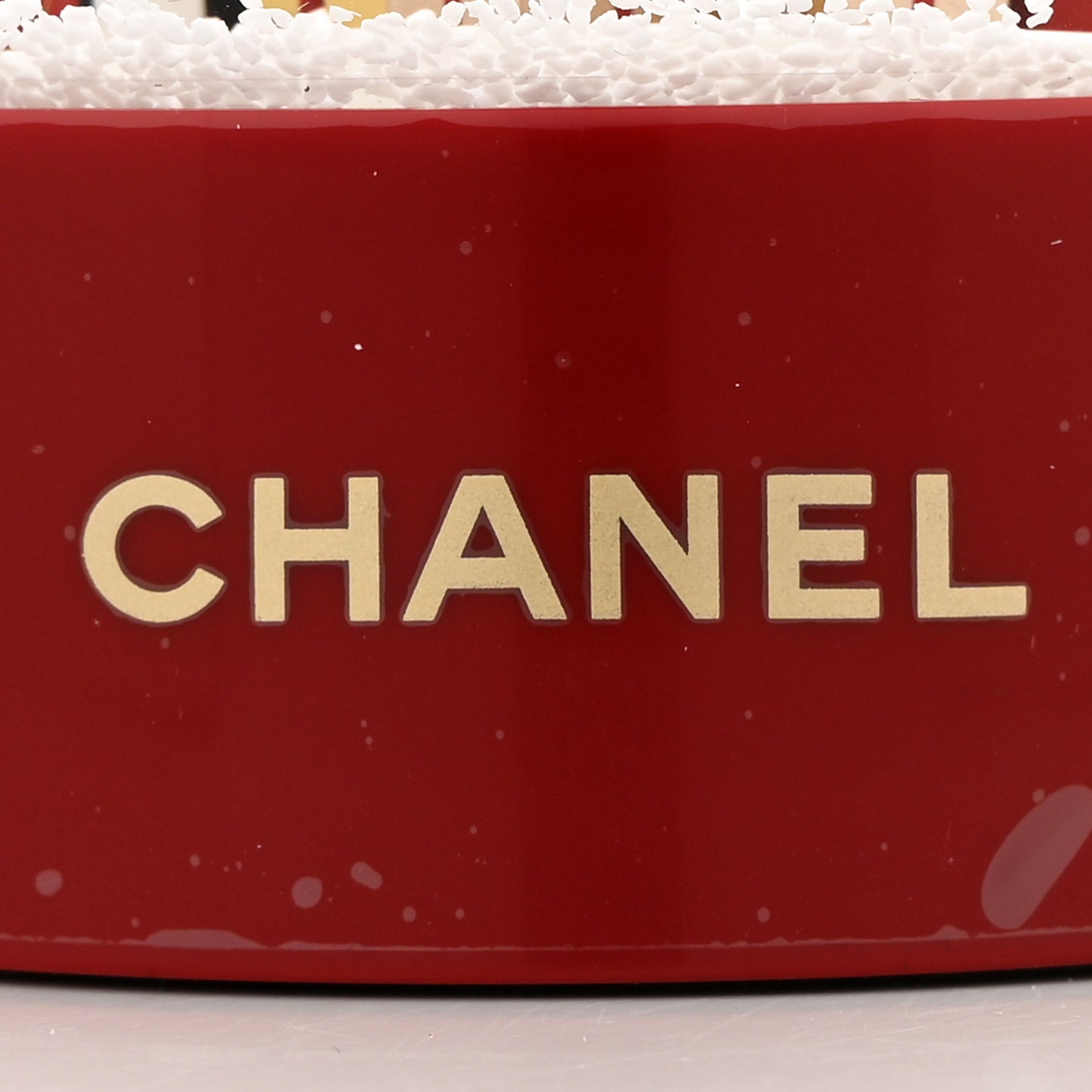 Glass N°5 Perfume Bottle Snow Globe Red