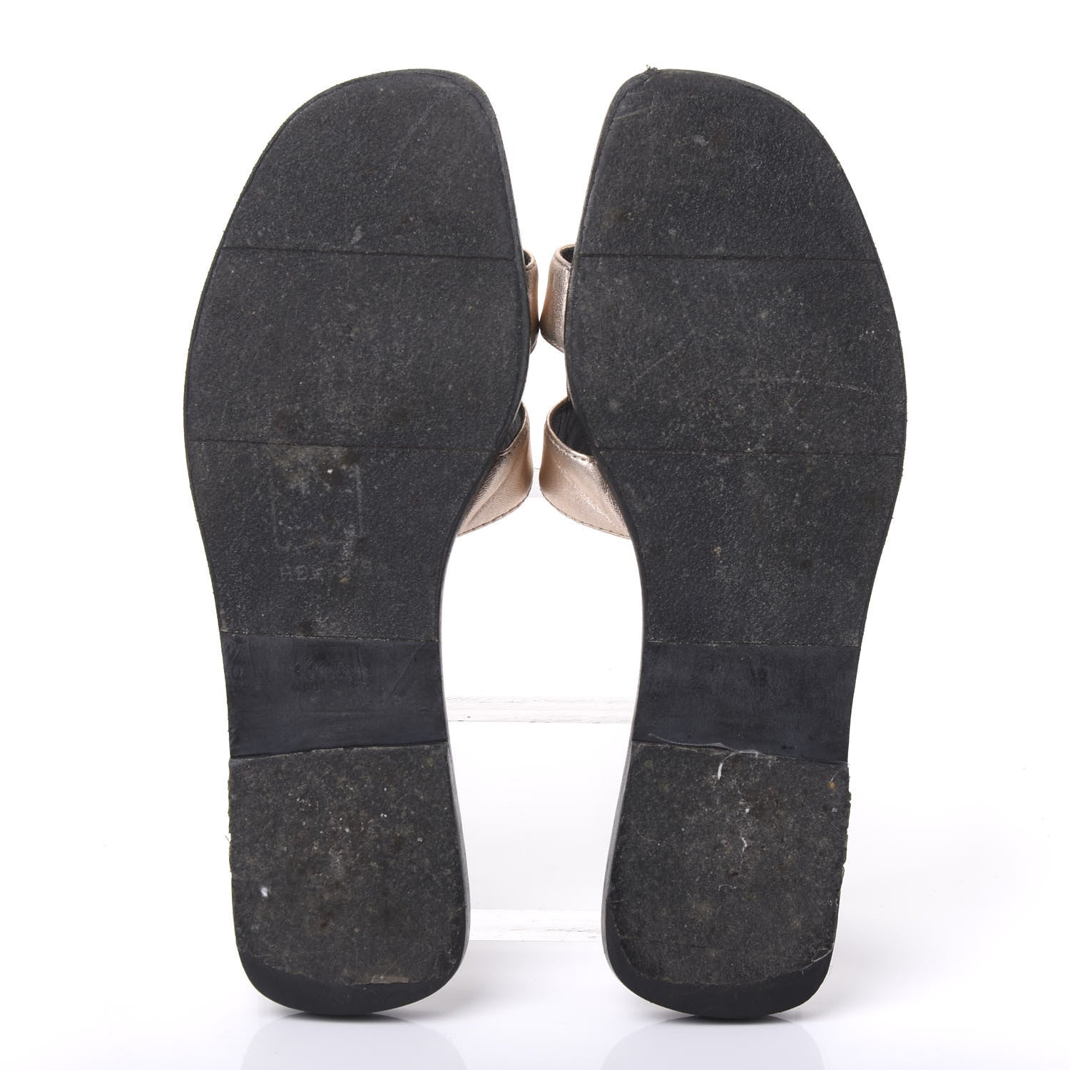 Hermes Metallic Nappa Oran Sandals 38 Or Vieilli 5 of 11