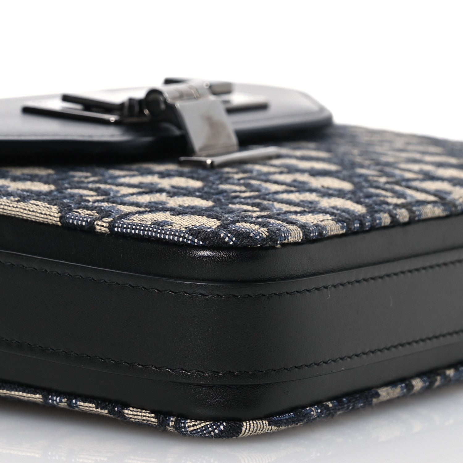 Christian Dior Oblique Smooth Calfskin Messenger Beige Black 9 of 13