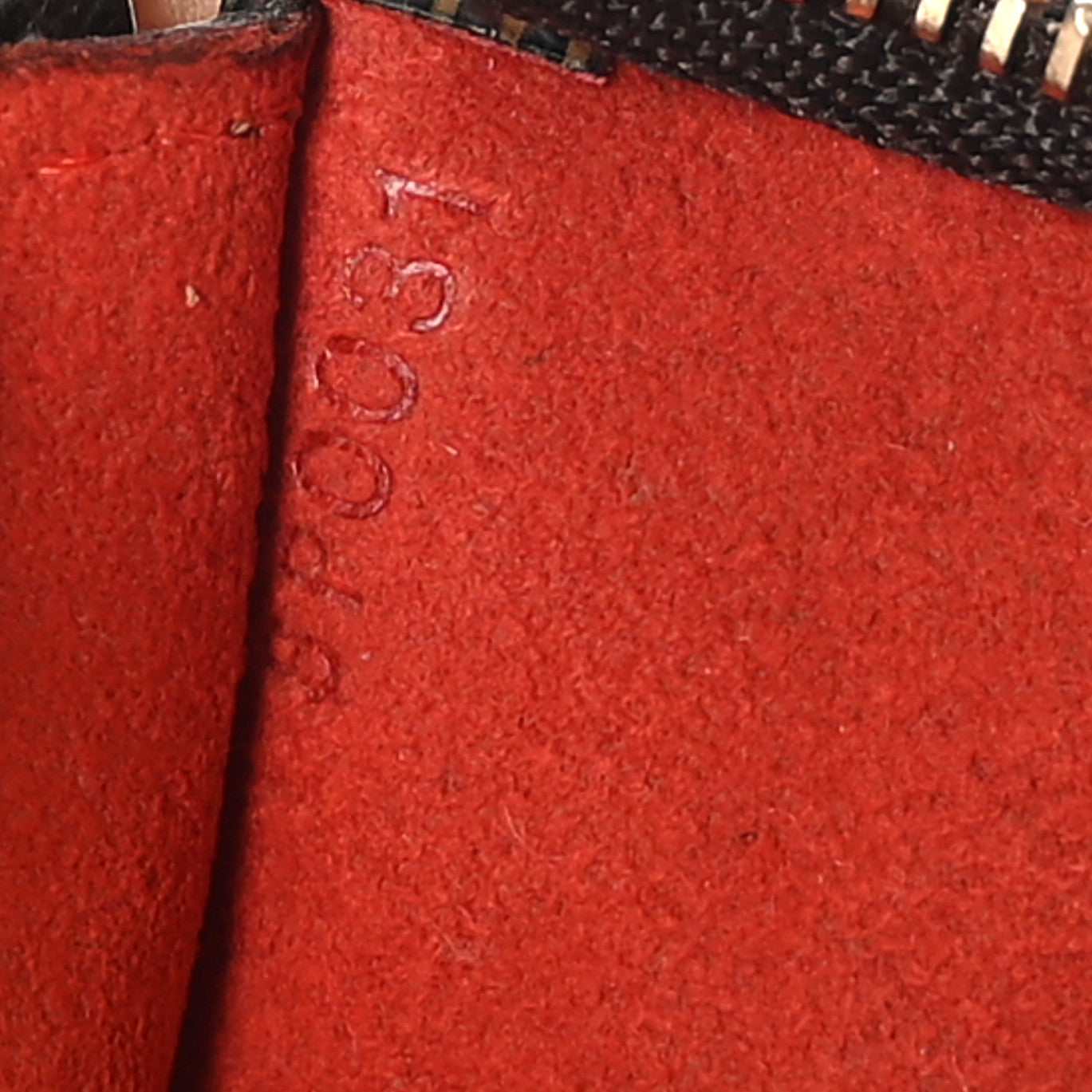 Damier Ebene Marais Bucket Pouch