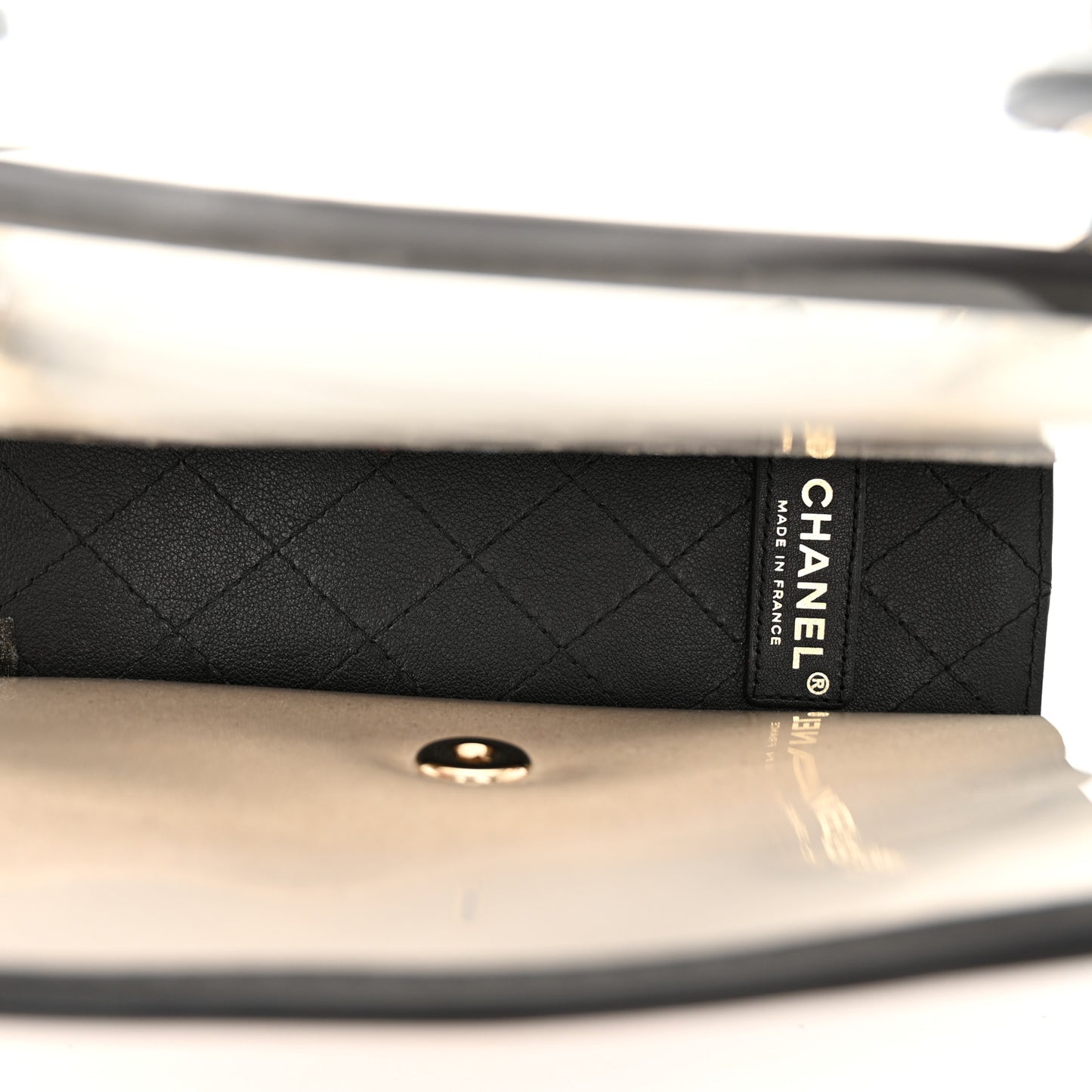 Lambskin PVC Medium Coco Sand Flap Black