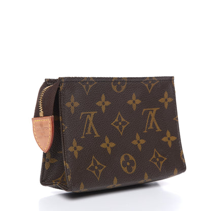 Louis Vuitton Monogram Toiletry Pouch 15 3 of 9