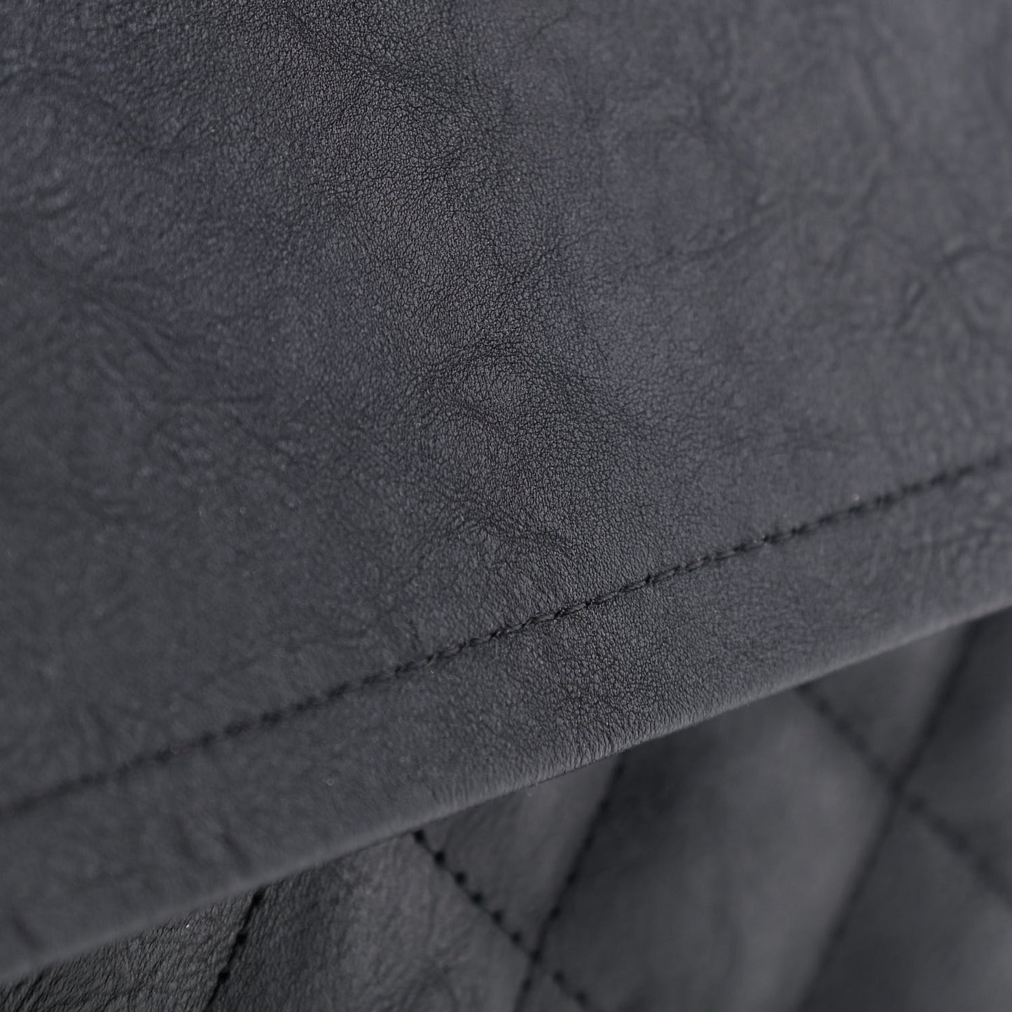 Crumpled Calfskin Quilted Jumbo Double Flap So Black