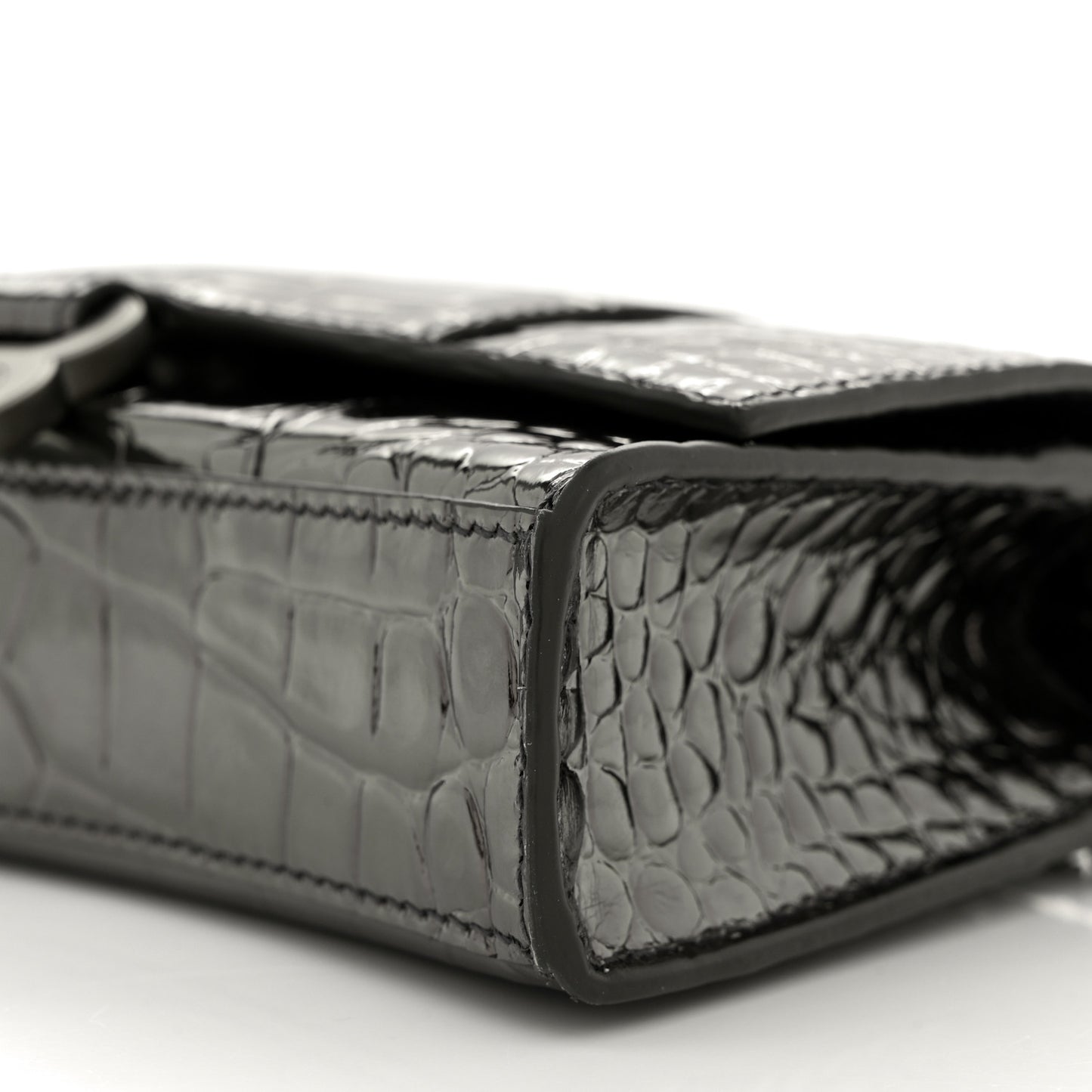 Shiny Metallic Calfskin Crocodile Embossed Hourglass Chain Bag Gunmetal