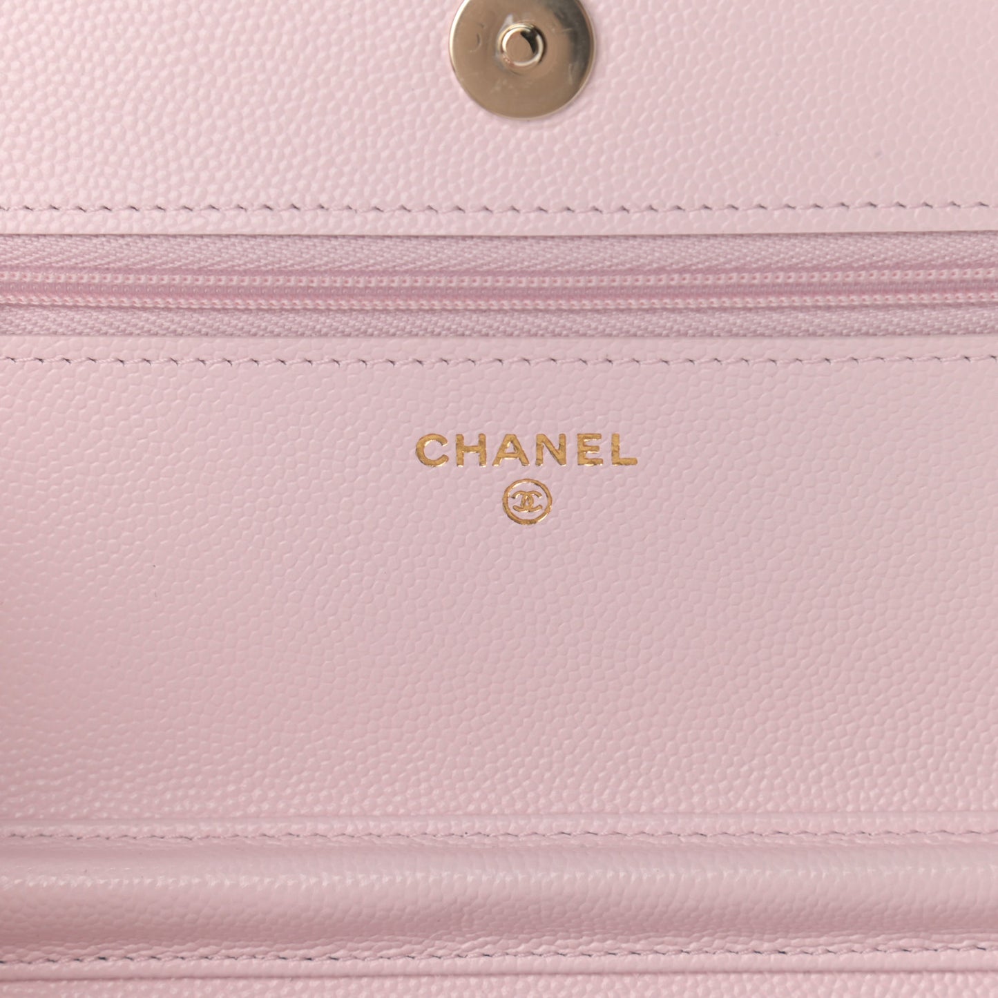 Caviar Quilted Wallet On Chain WOC Light Pink