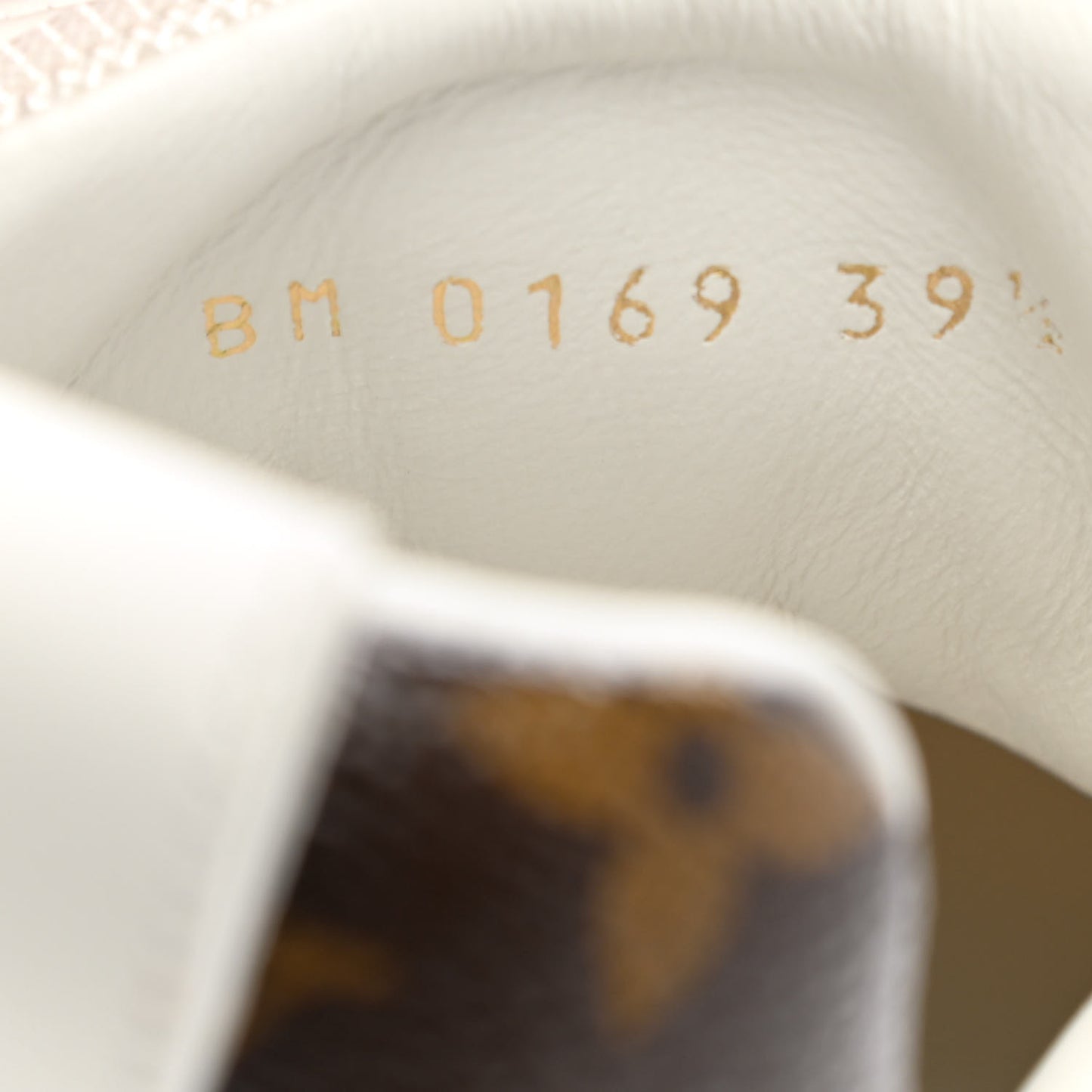 Calfskin Monogram Run Away Sneakers 39.5 White