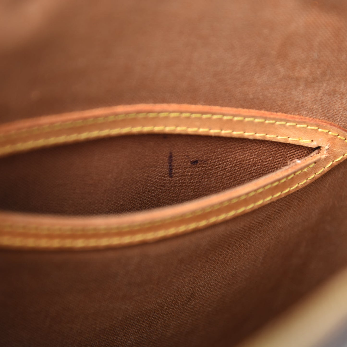Monogram Alma PM