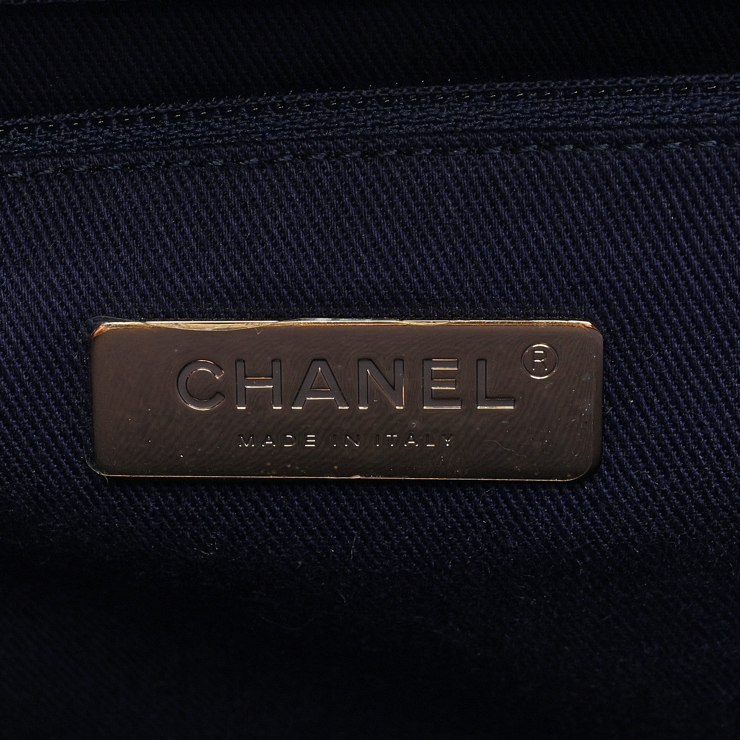 Chanel Caviar Quilted Medium Vanity Bag Navy 7 of 10