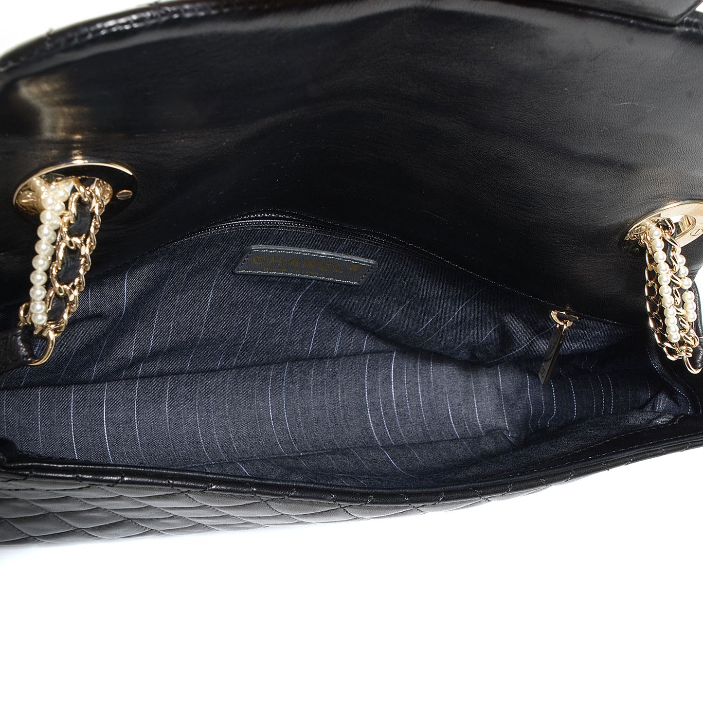 Lambskin Medium Westminster Pearl Flap Black