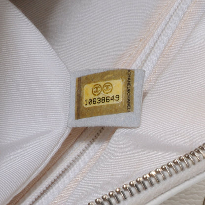 Chanel Caviar CC Hobo White 7 of 10