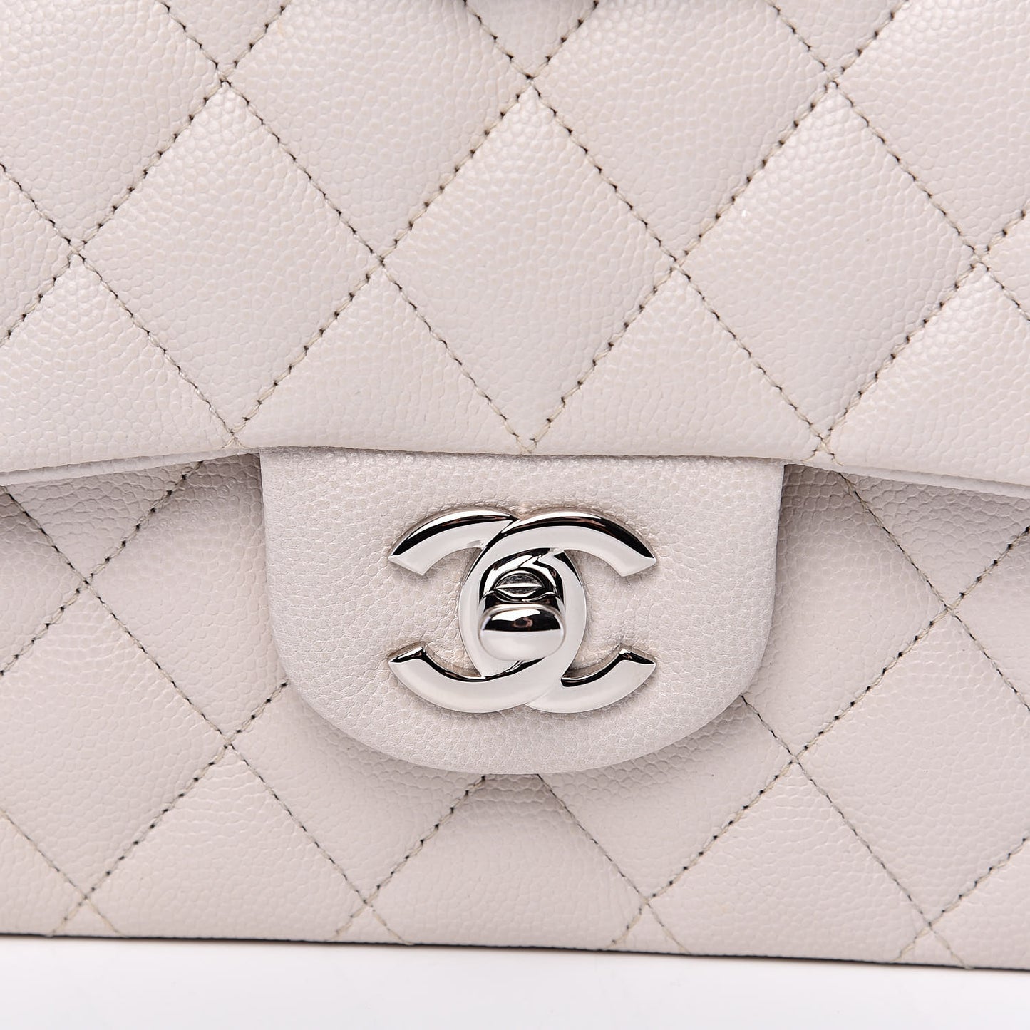 Caviar Quilted Medium Double Flap Ivory