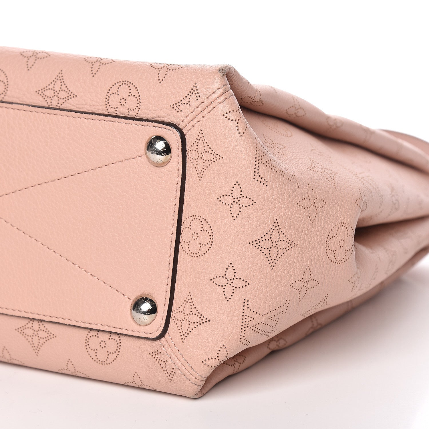 Louis Vuitton Mahina Babylone PM Magnolia 9 of 13