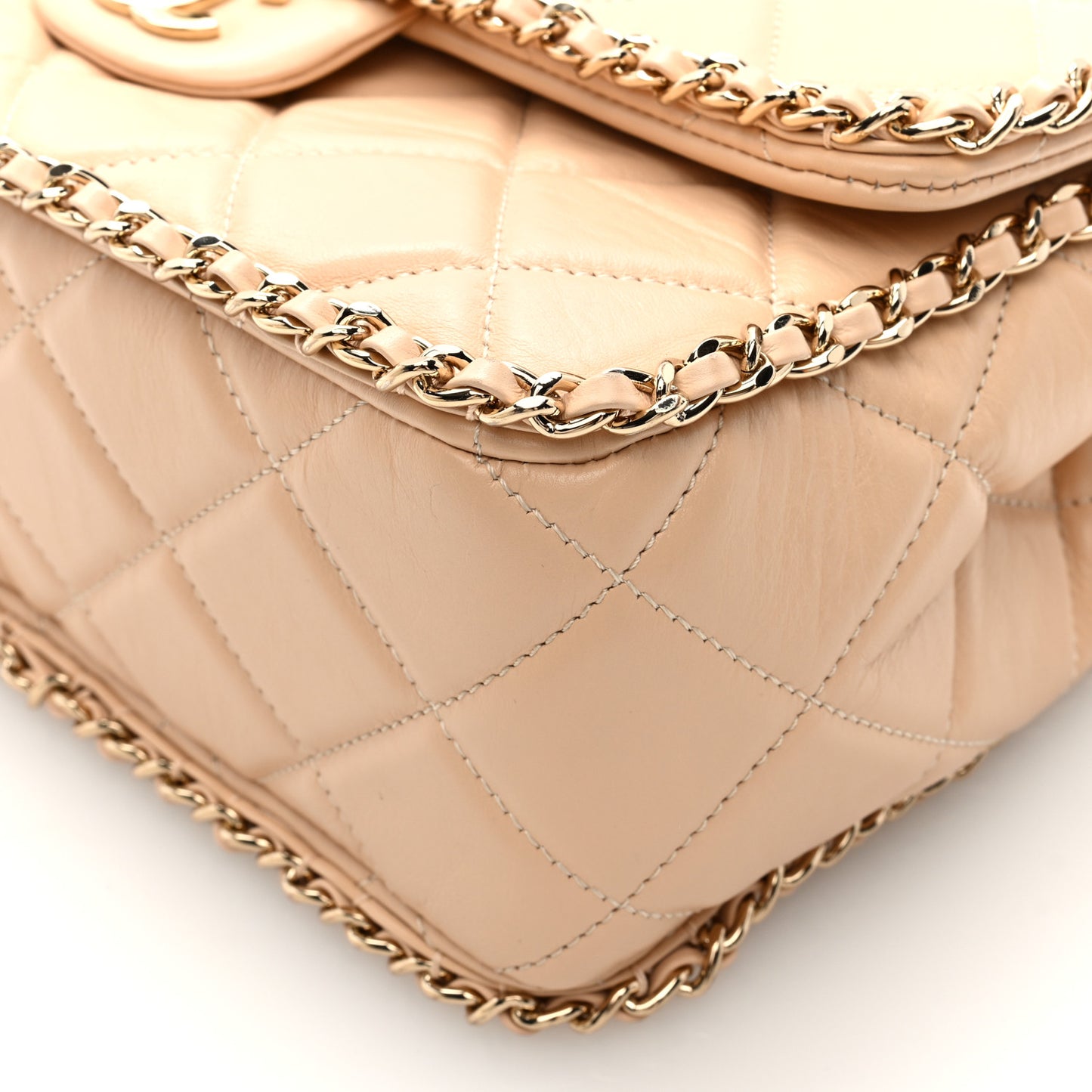 Crumpled Calfskin Medium Chain All Over Flap Beige