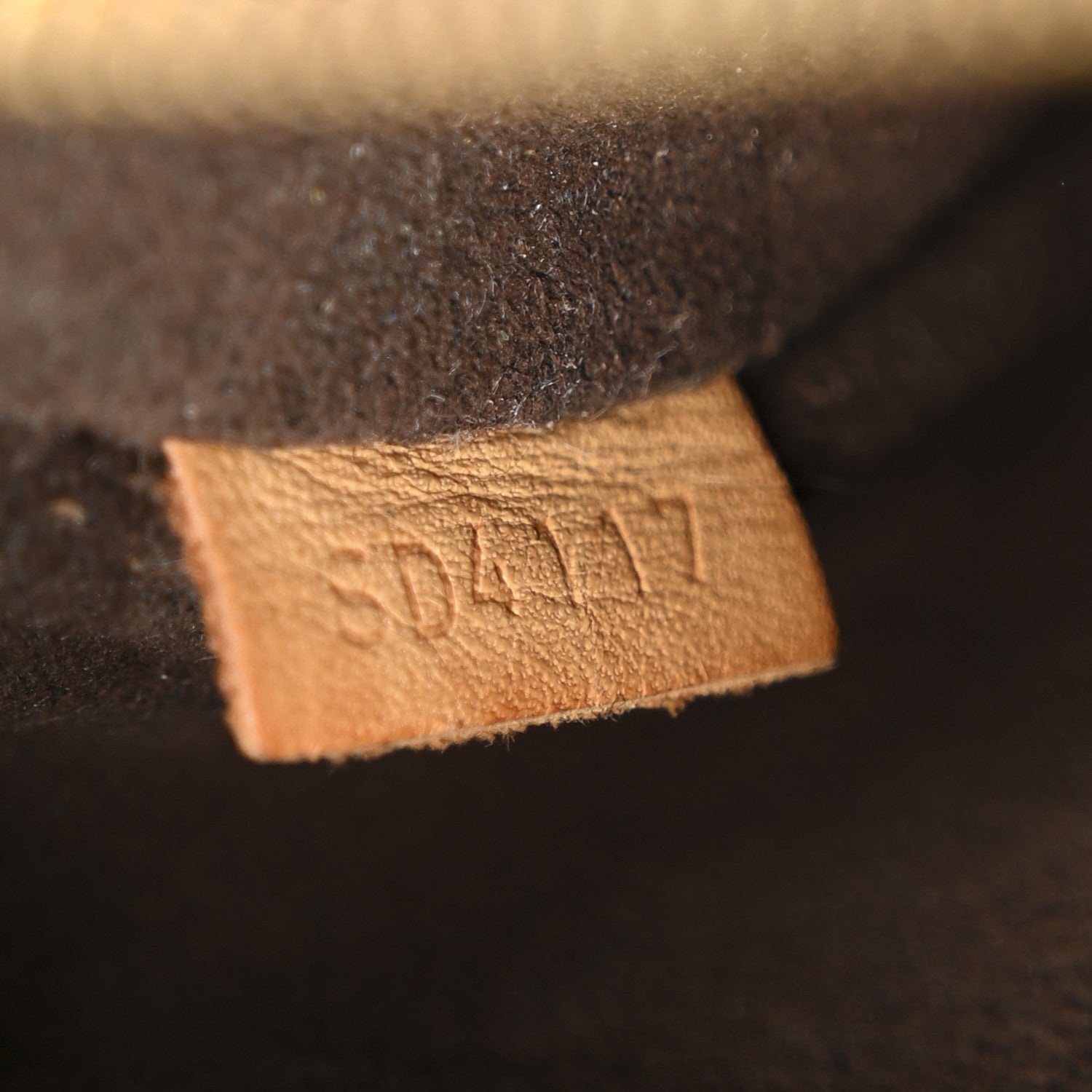 Louis Vuitton Monogram Pochette Metis 7 of 20