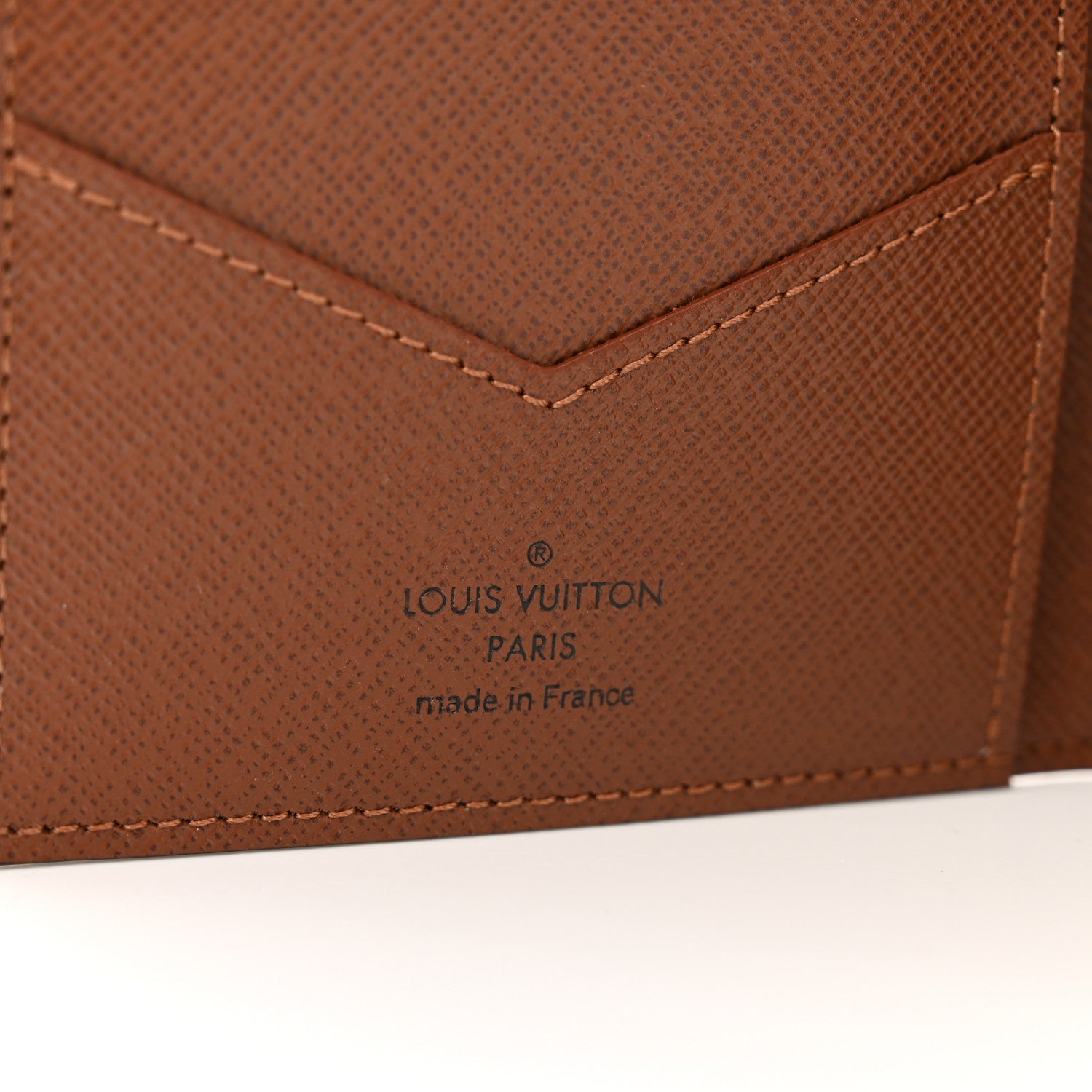 Louis Vuitton Monogram Passport Cover 7 of 7