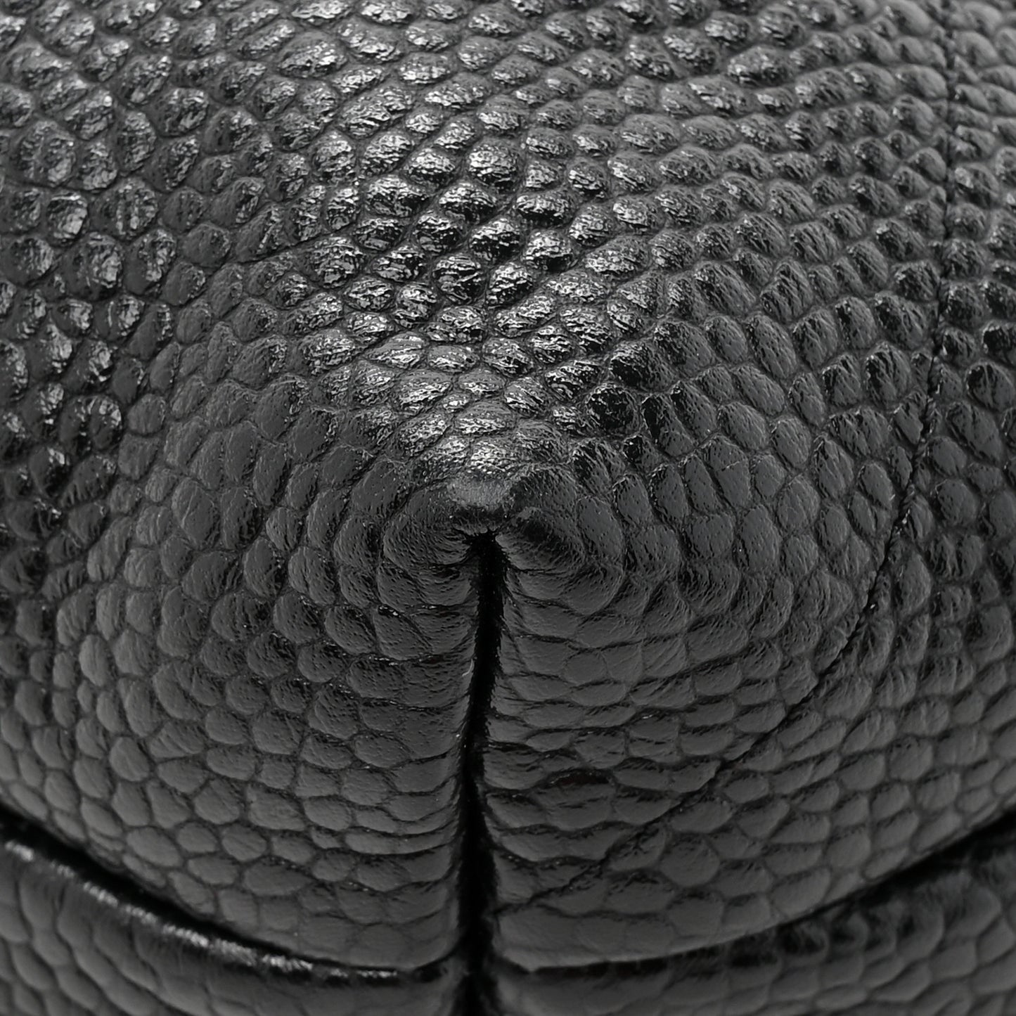 Shiny Caviar Quilted Chanel 22 Black