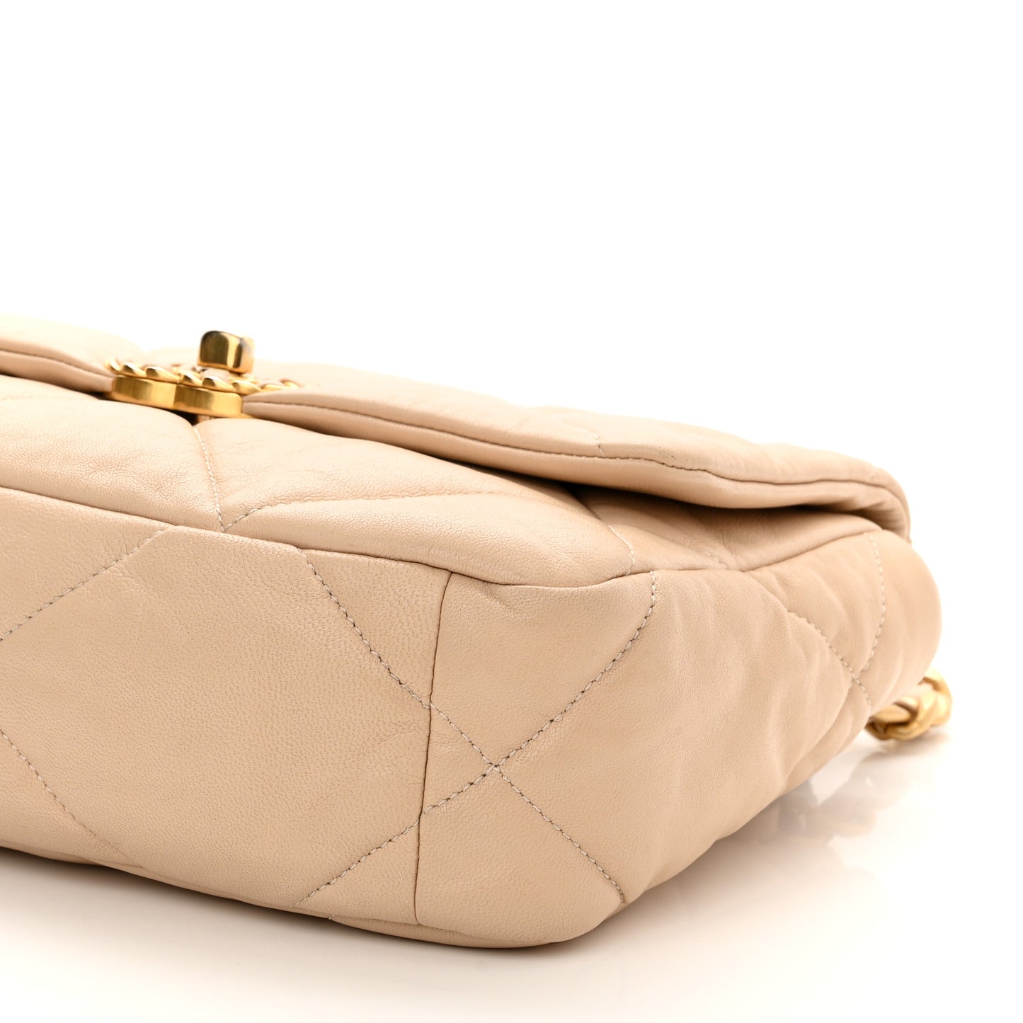 Lambskin Quilted Medium Chanel 19 Flap Beige