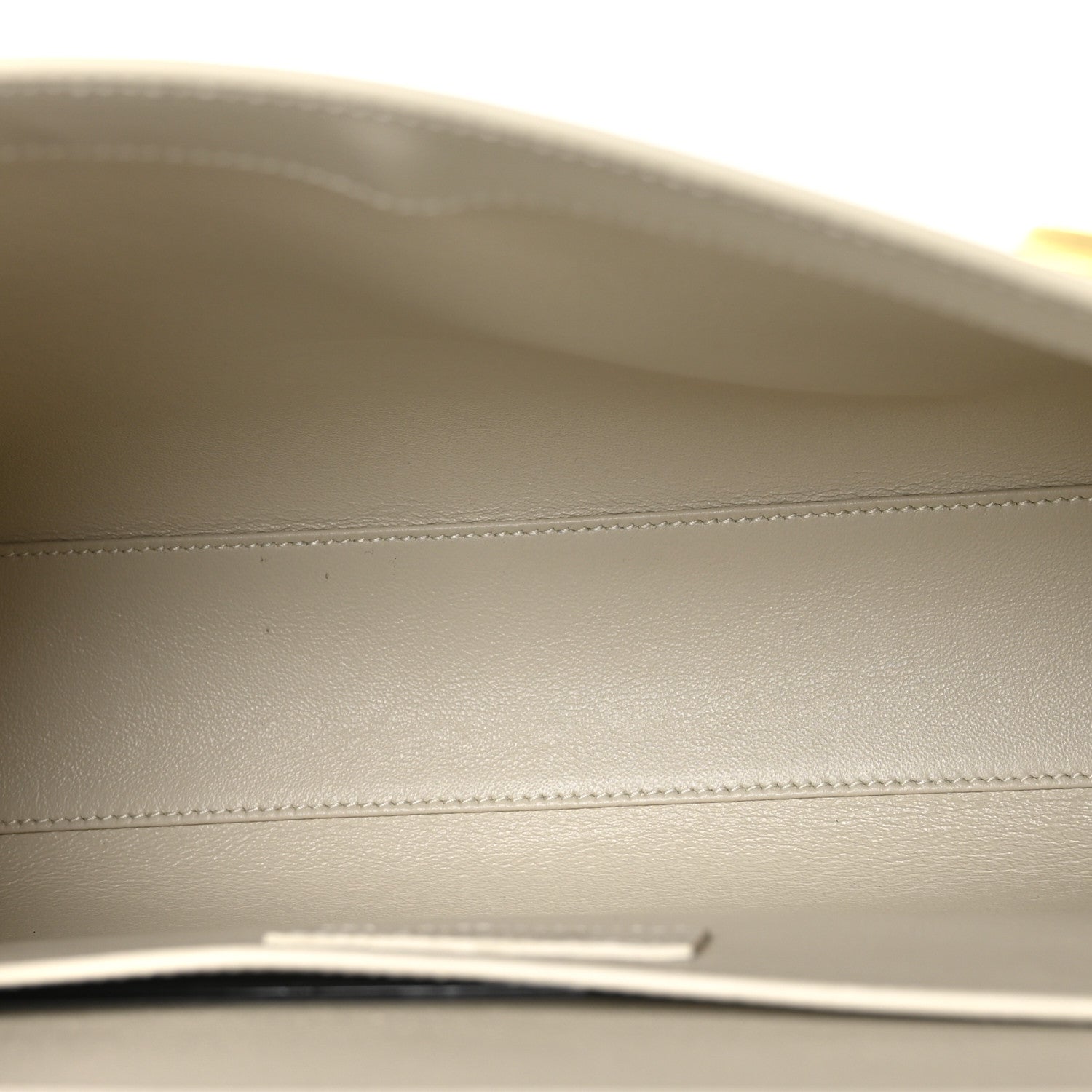 Saint Laurent Smooth Calfskin Manhattan Shoulder Bag Ivory 5 of 11