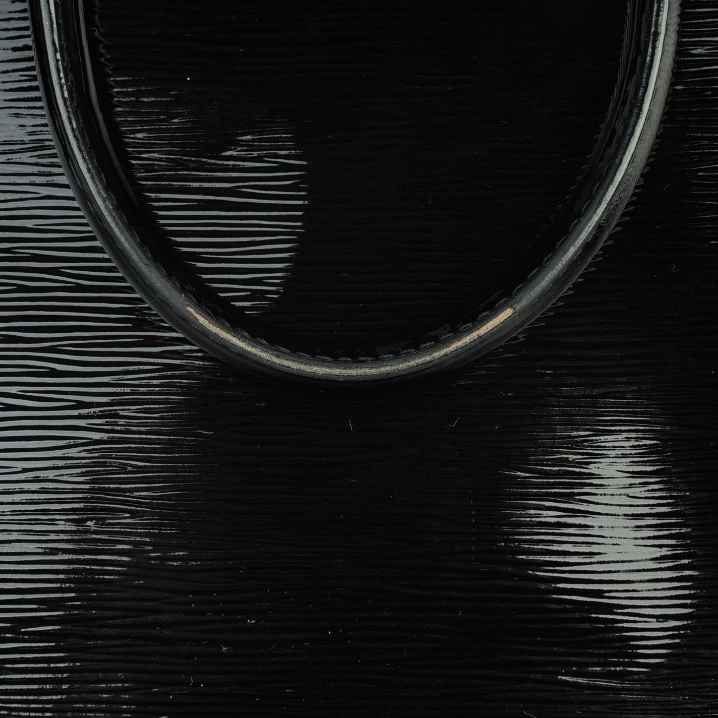 Louis Vuitton Electric Epi Alma GM Black 4 of 12