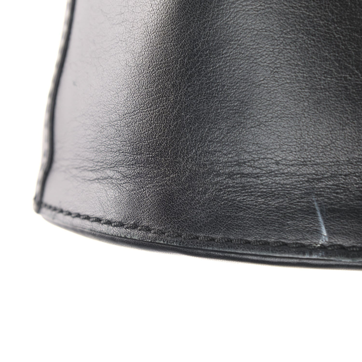 Valentino Garavani Vitello Rockstud Bucket Bag Black 15 of 17