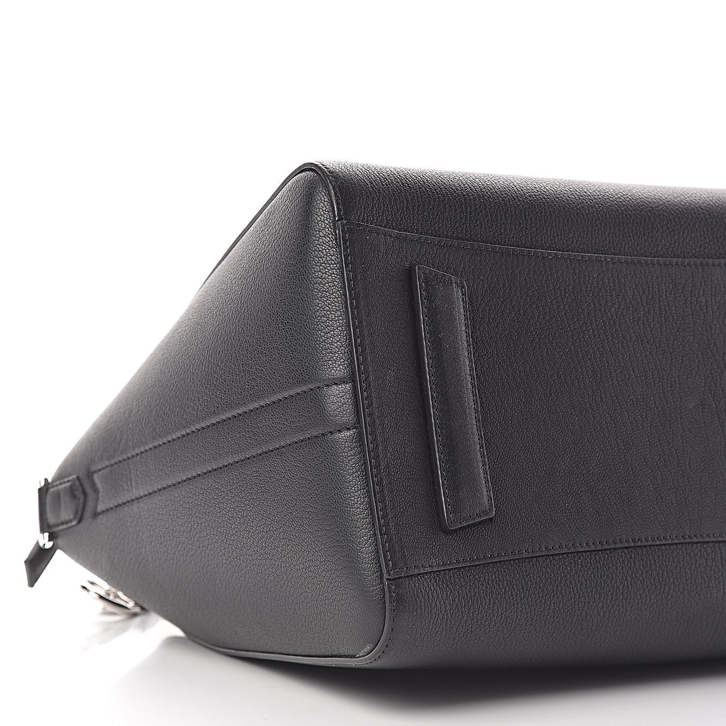 Sugar Goatskin Medium Antigona Black