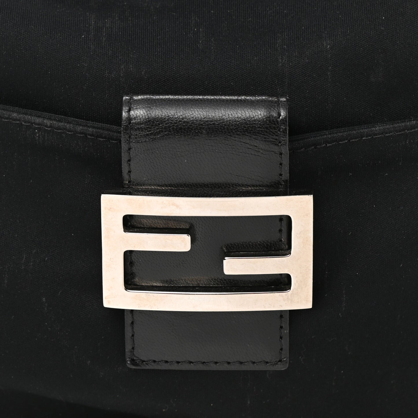 Neoprene Baguette Black