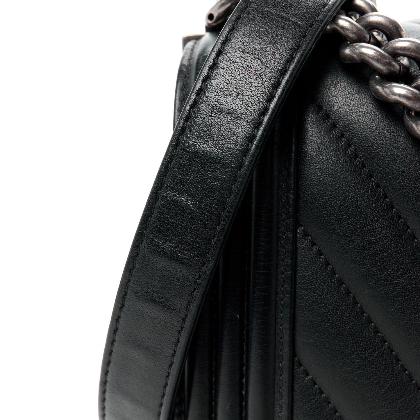 Lambskin Chevron Quilted Medium Boy Flap Black