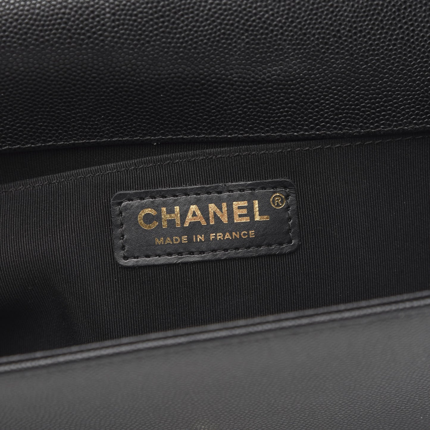 Caviar Quilted Medium Boy Flap Black