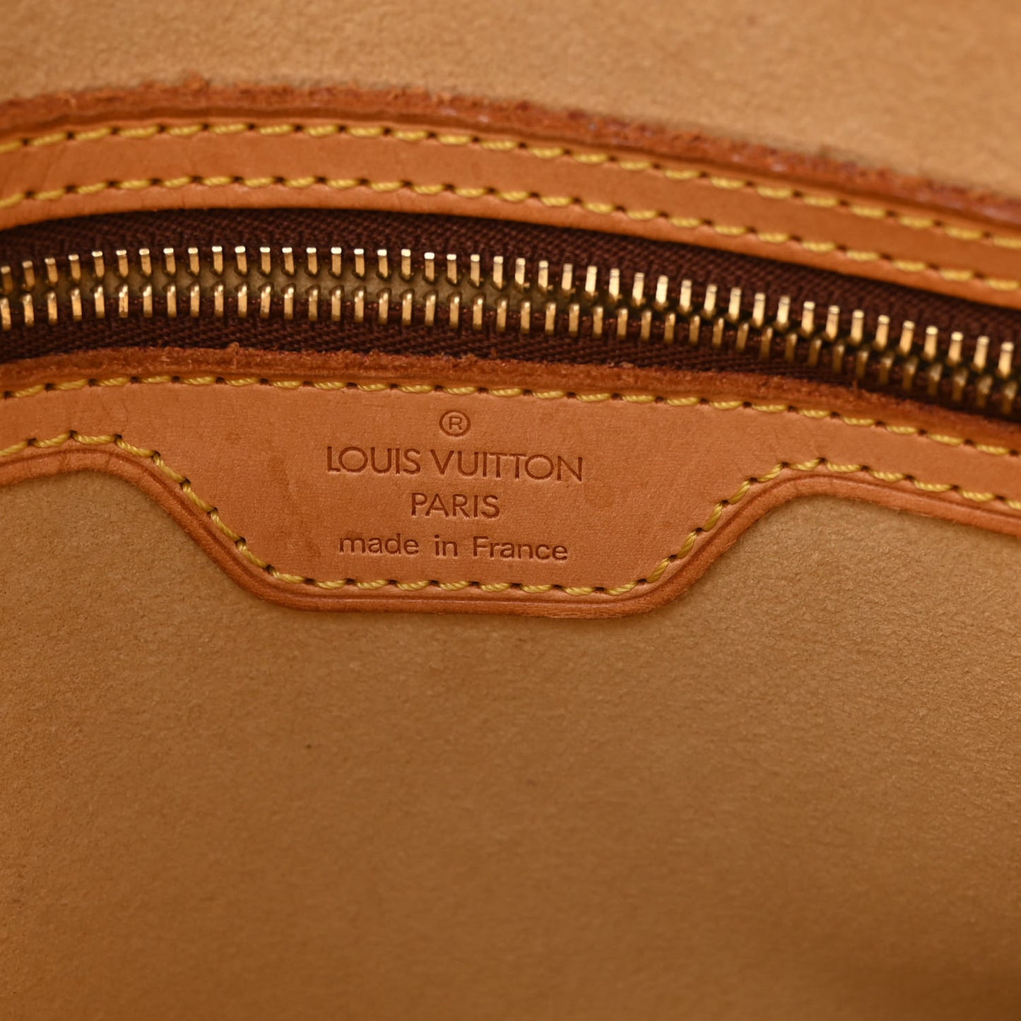 Monogram Looping MM