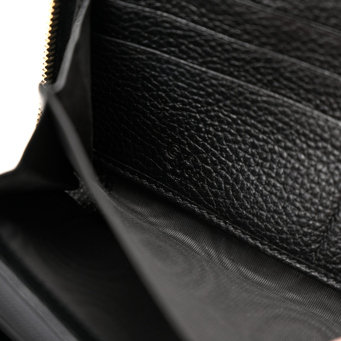 Pebbled Calfskin Soho Zip Around Wallet Black