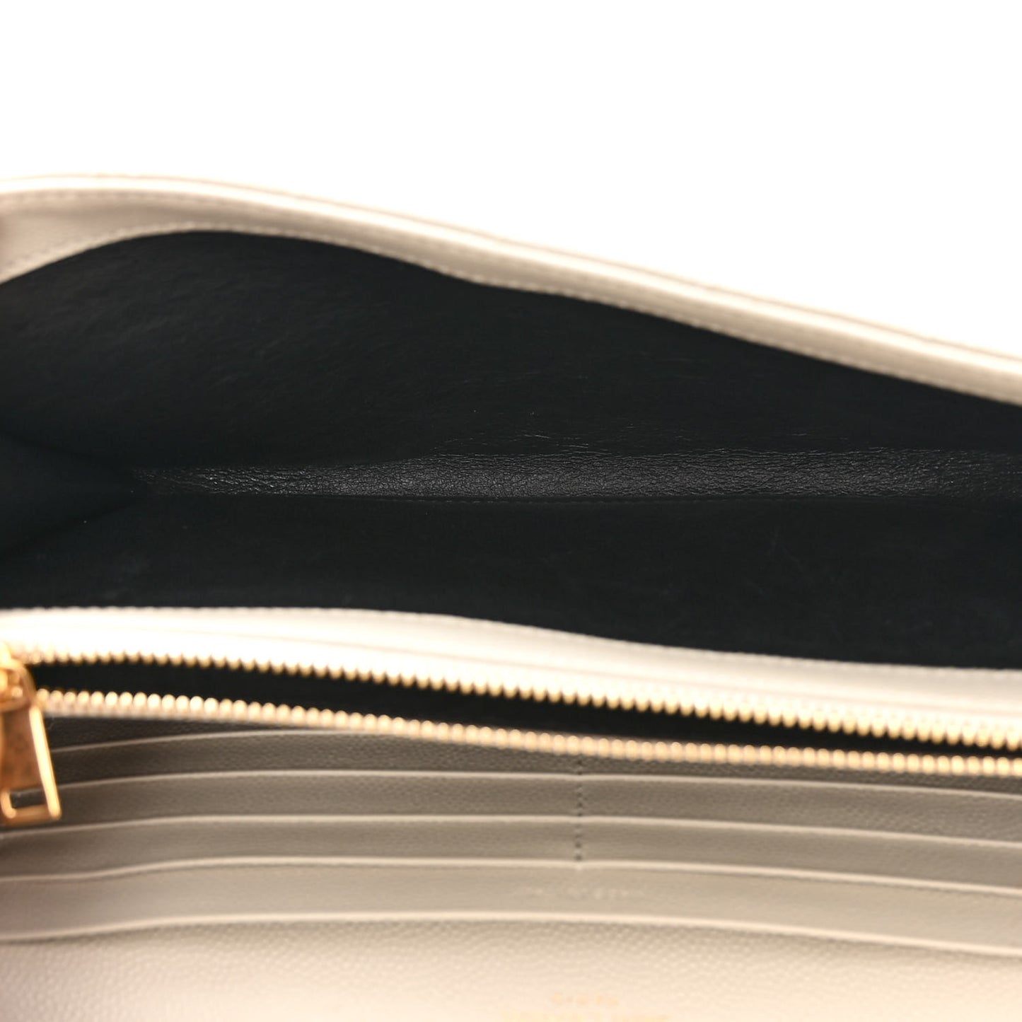 Grain De Poudre Mixed Matelasse Triquilt Monogram Chain Wallet Crema Soft