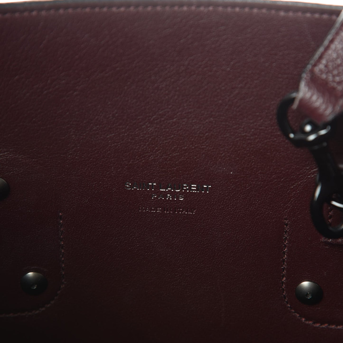 Grained Calfskin Small Classic Sac De Jour Amaranto