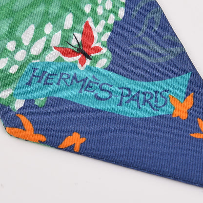 Hermes Silk Dans un Jardin Anglais Twilly Marine Vert Rouge 5 of 5
