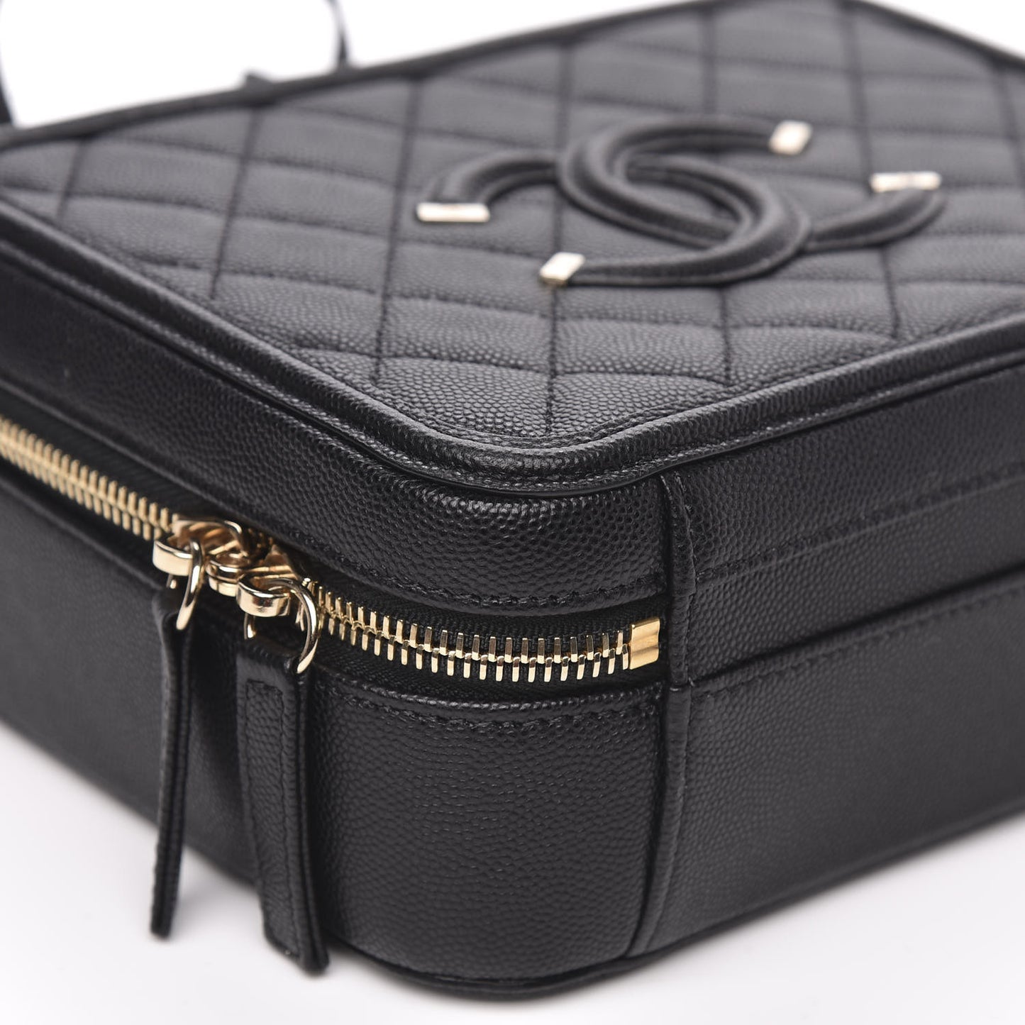 Caviar Quilted Medium CC Filigree Vanity Case Black