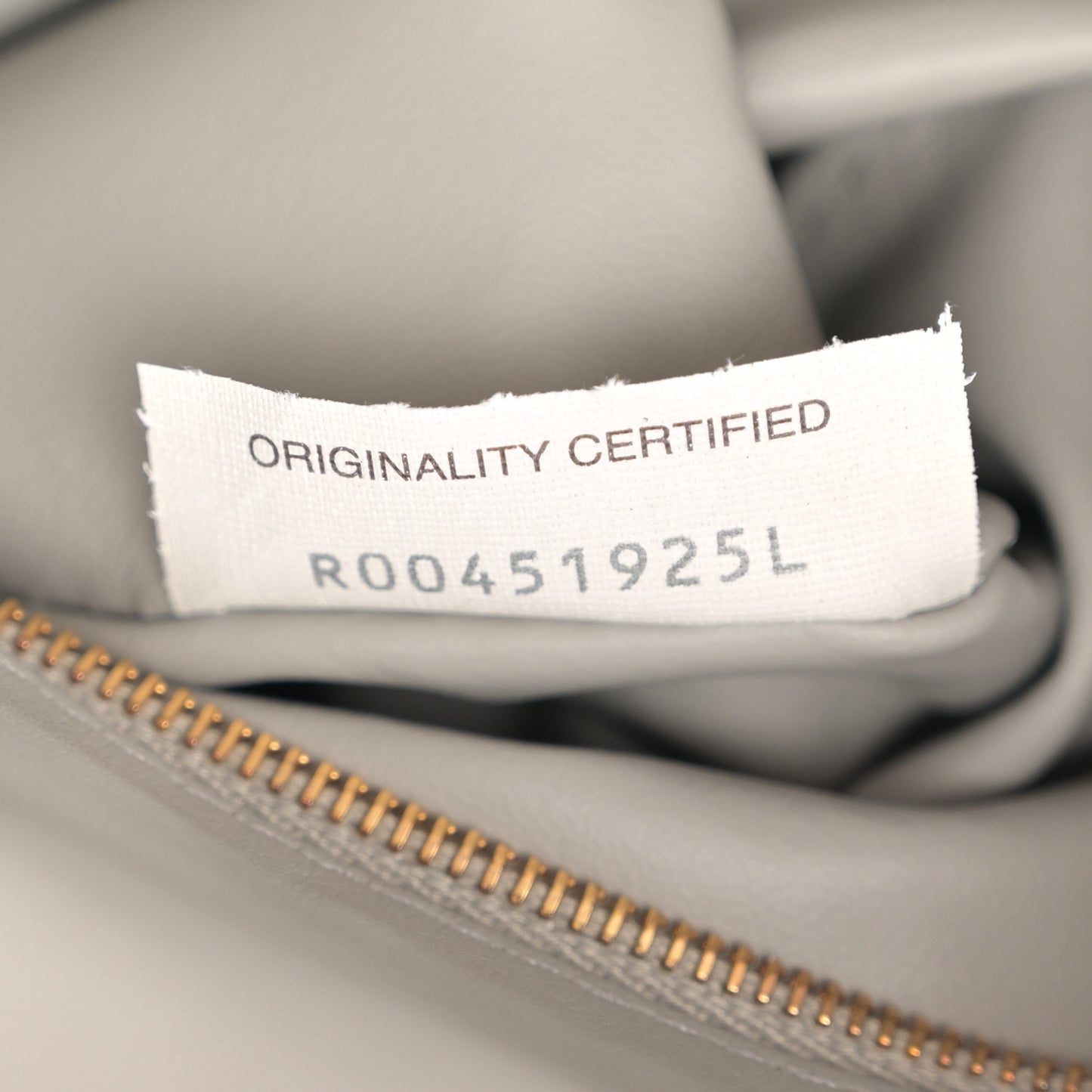 Suede Intrecciato Small Hop Sterling