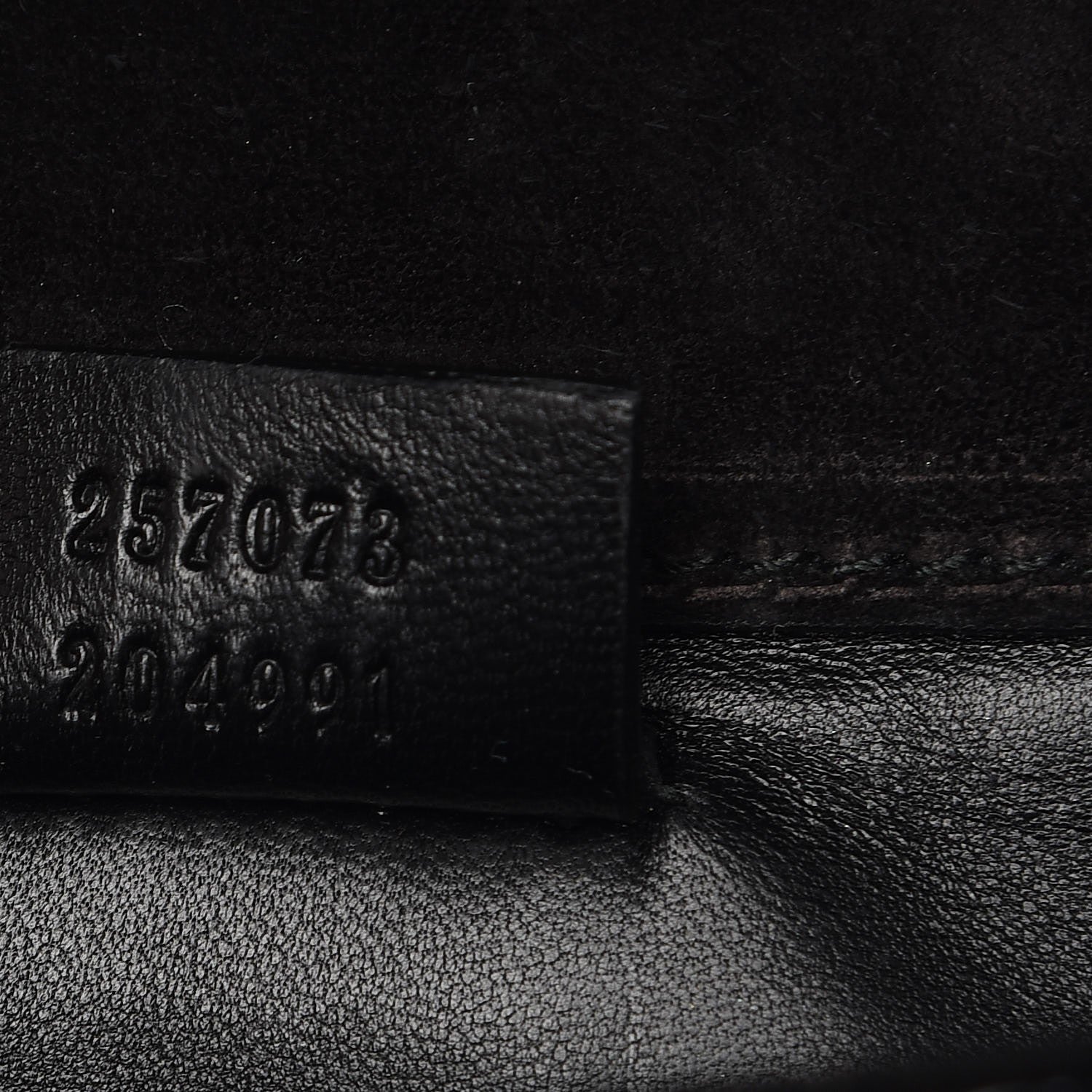 Gucci Patent Microguccissima Small Broadway Clutch Black 7 of 7