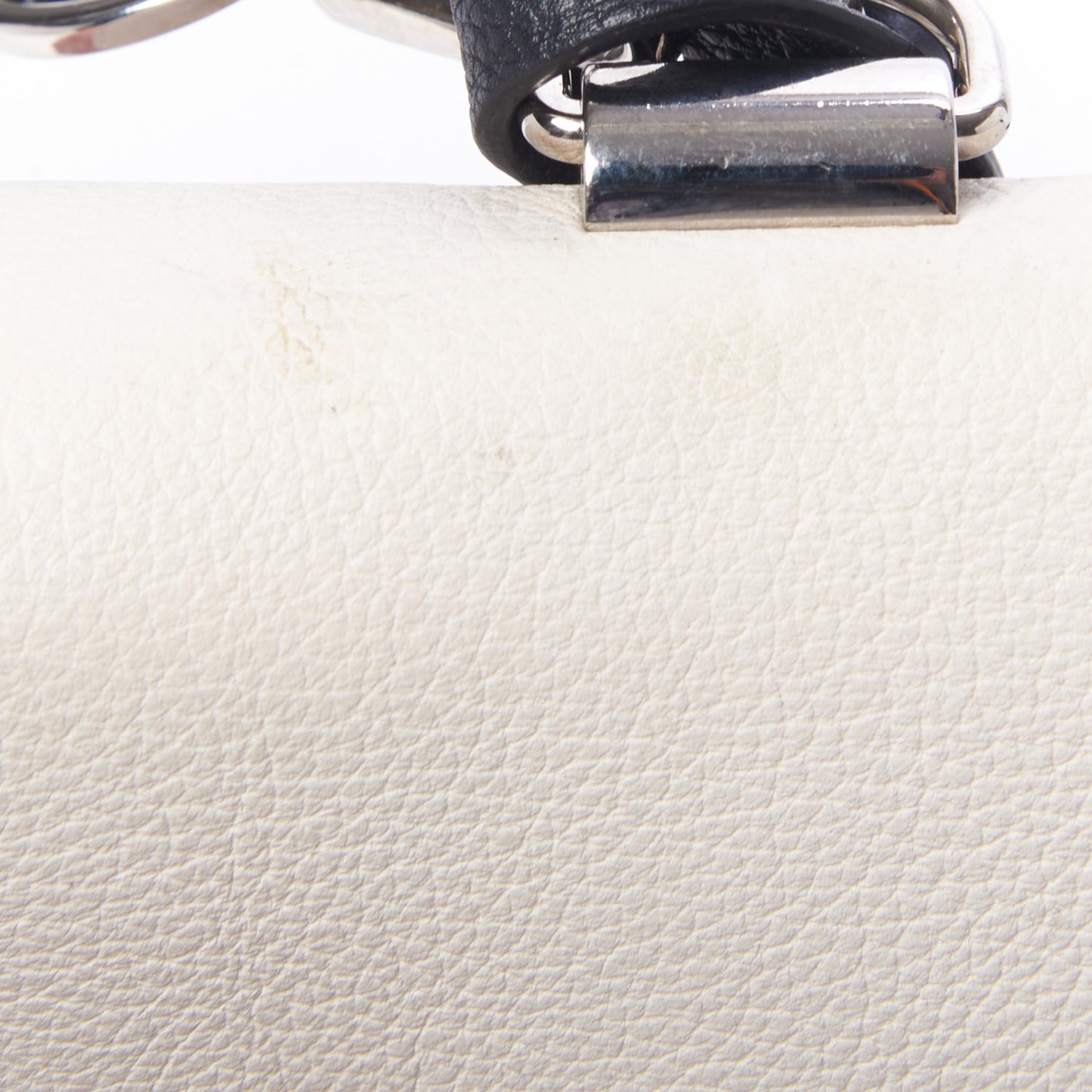 Calfskin Mechanical Flowers Lockme II Black White